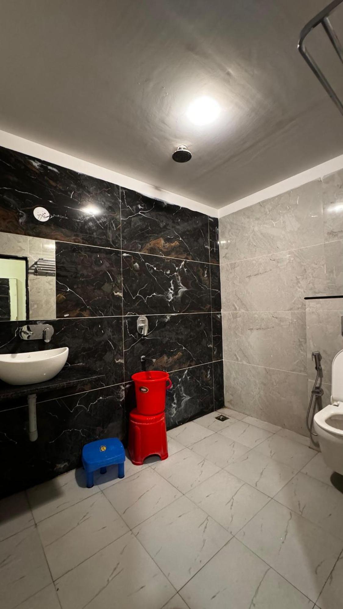 Hotel Prakasham Ujjain Eksteriør bilde